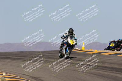 media/Oct-08-2023-CVMA (Sun) [[dbfe88ae3c]]/Race 3 Amateur Supersport Middleweight/